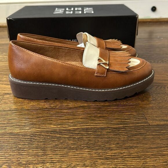 NWT - Naturalizer Lightweight Brown & Cream Loafer Size 8 - Picture 3 of 7